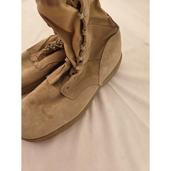 USGI Army Desert Combat Boots Vibram Soles Mens 11.5 R Coyote Khaki Brown FS! - Picture 2 of 6